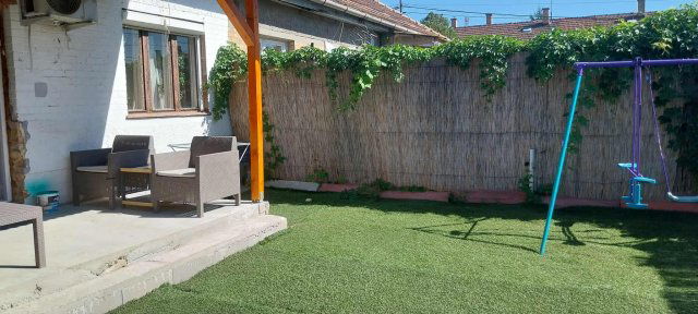 Eladó téglalakás, Budapesten, X. kerületben, Sibrik Miklós úton