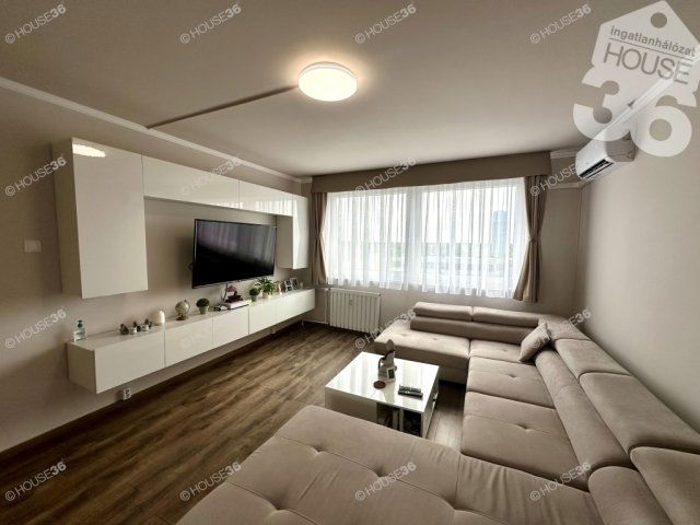 Eladó panellakás, Kiskunfélegyházán 34.9 M Ft, 2 szobás