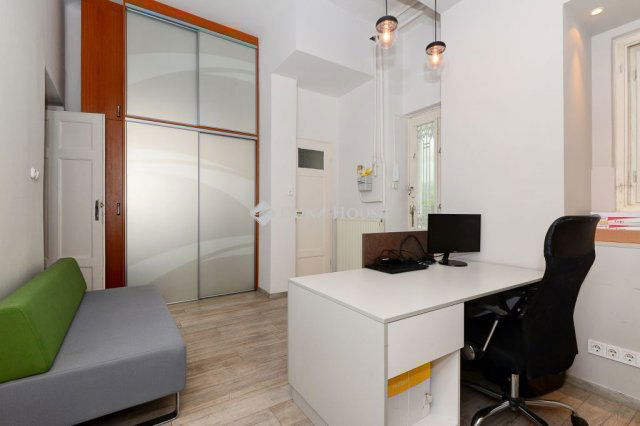 Eladó téglalakás, Budapesten, V. kerületben 177.909 M Ft