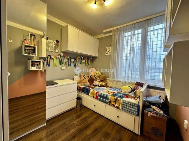 Eladó panellakás, Tamásiban 27 M Ft, 3 szobás