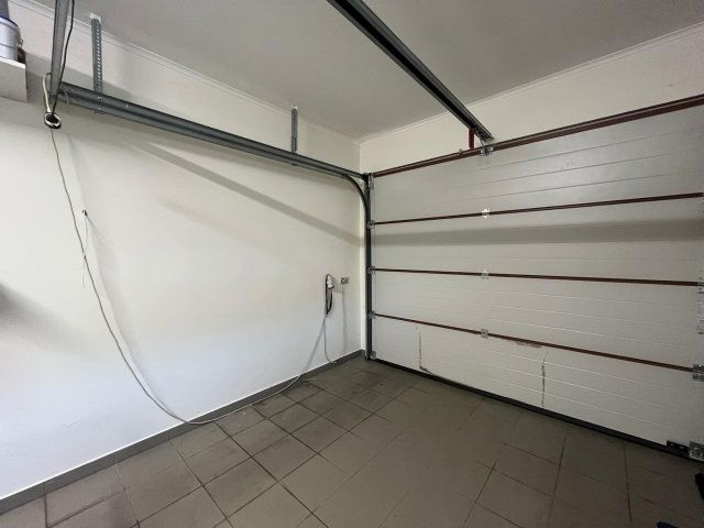Eladó családi ház, Győrzámolyon 109.9 M Ft, 4 szobás