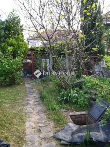 Eladó nyaraló, Badacsonytomajon 77.9 M Ft, 2 szobás
