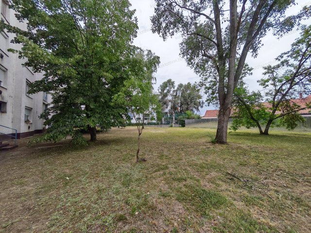 Eladó téglalakás, Jászberényben 35.99 M Ft, 3 szobás