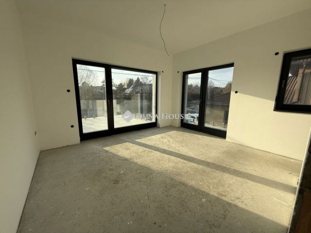 Eladó ikerház, Érden 184.9 M Ft, 5 szobás / költözzbe.hu