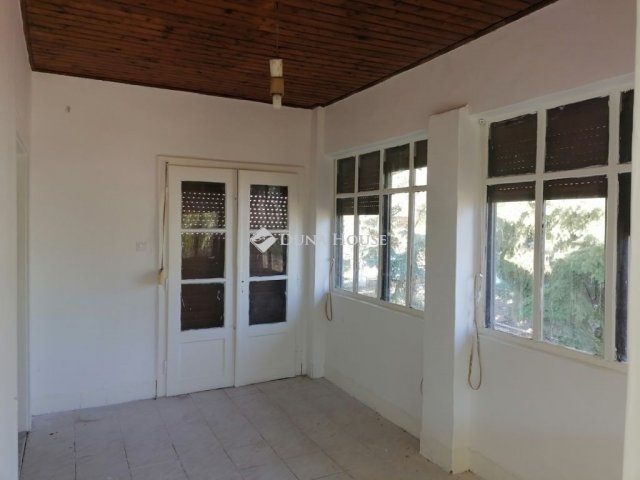 Eladó családi ház, Tápiószecsőn 42.9 M Ft, 2 szobás