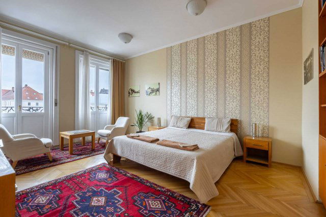 Eladó téglalakás, Budapesten, VII. kerületben, Károly körúton