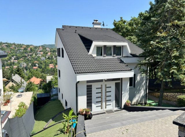 Eladó családi ház, Budapesten, II. kerületben 499 M Ft, 6 szobás