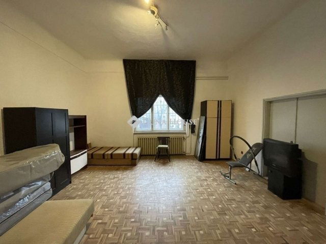 Eladó családi ház, Szegeden 163.78 M Ft, 3 szobás