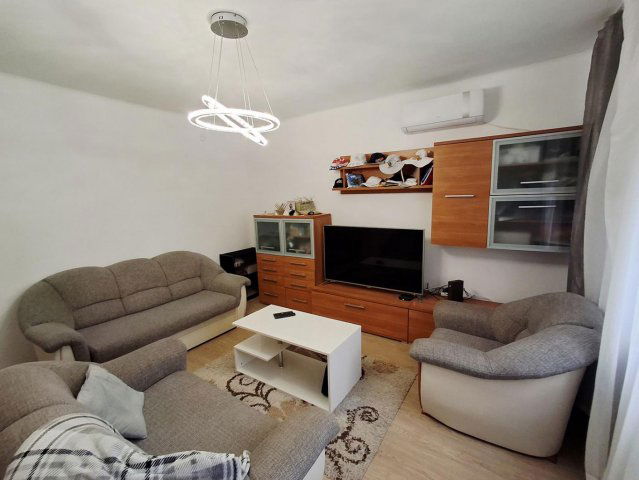 Eladó téglalakás, Tatabányán 48.9 M Ft, 2+1 szobás