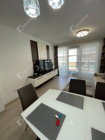 Kiadó téglalakás, albérlet, Siófokon 400 E Ft / hó, 3 szobás