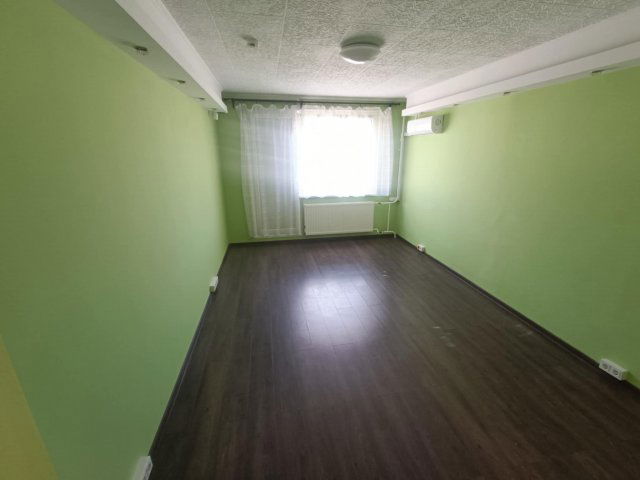 Kiadó panellakás, albérlet, Tatabányán 180 E Ft / hó, 2 szobás