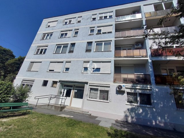 Eladó téglalakás, Ózdon, Bibó István utcában 16.9 M Ft