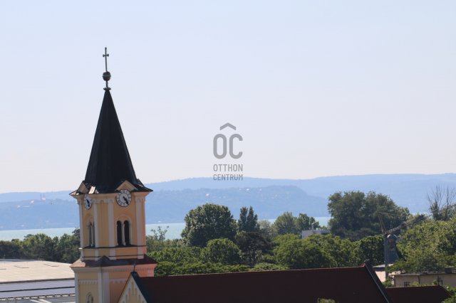 Eladó panellakás, Siófokon 47.9 M Ft, 2 szobás