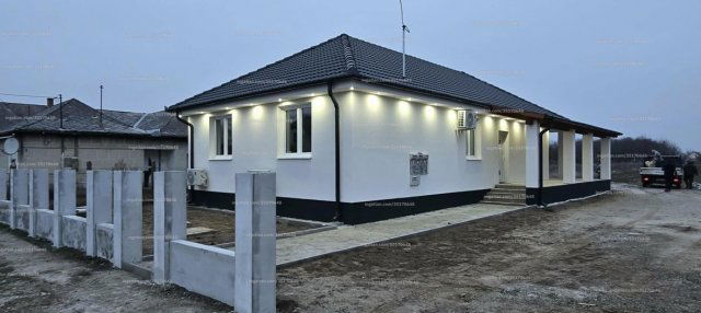 Eladó családi ház, Nyírbogáton 53 M Ft, 3 szobás