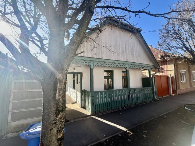 Eladó családi ház, Békéscsabán 31.9 M Ft, 3 szobás