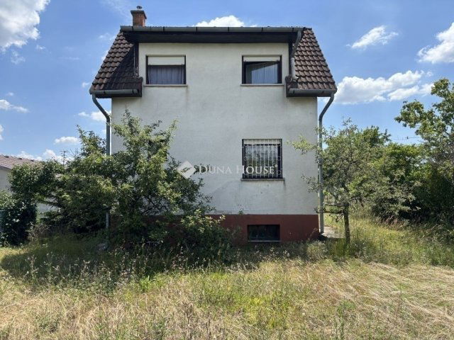 Eladó családi ház, Taksonyon 52.9 M Ft, 4 szobás