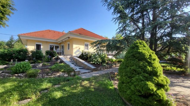 Kiadó családi ház, albérlet, Diósdon 500 E Ft / hó, 3 szobás