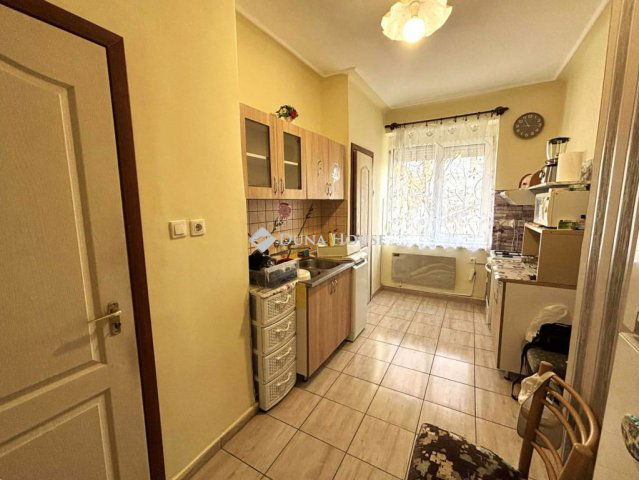 Eladó téglalakás, Mosonmagyaróváron 33.9 M Ft, 1 szobás