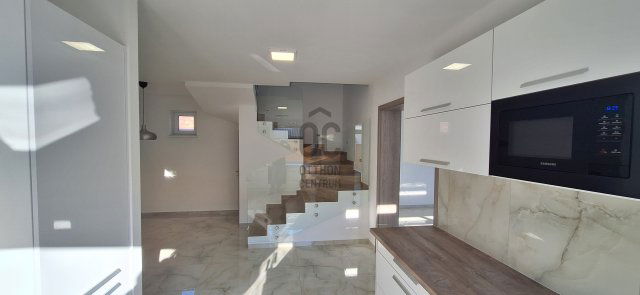 Kiadó családi ház, albérlet, Törökbálinton 500 E Ft / hó