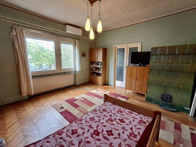 Eladó családi ház, Budapesten, XV. kerületben 84.9 M Ft