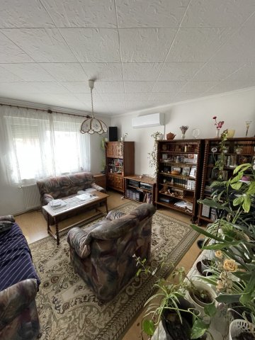 Eladó téglalakás, Mosonmagyaróváron 72 M Ft, 3 szobás