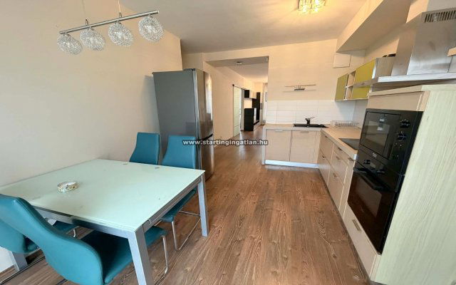 Kiadó téglalakás, albérlet, VIII. kerületben, Corvin sétányon