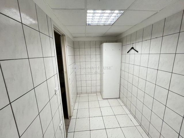 Eladó üzlethelyiség, Budapesten, V. kerületben 399 M Ft