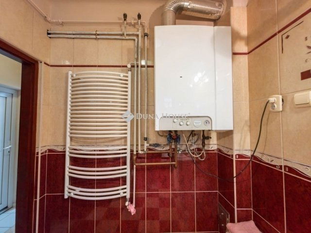 Eladó családi ház, Budapesten, XVIII. kerületben 140 M Ft