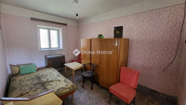 Eladó családi ház, Pálmonostorán 11.9 M Ft, 2 szobás