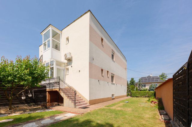 Eladó ikerház, Budapesten, XIV. kerületben 145 M Ft, 3+1 szobás