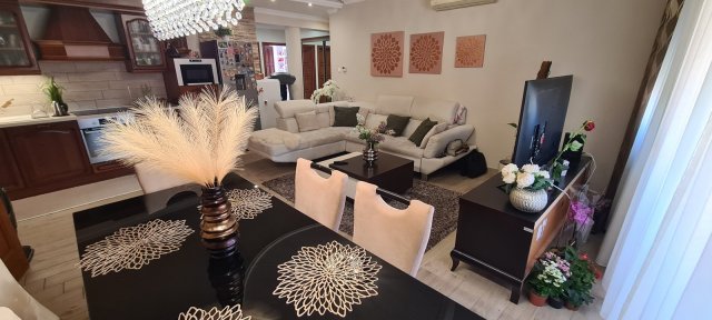 Eladó téglalakás, Nyíregyházán 71.9 M Ft, 3 szobás