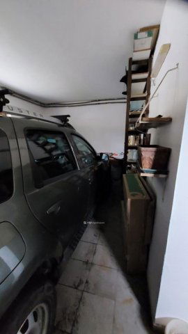 Eladó családi ház, Héderváron 119.9 M Ft, 6+2 szobás