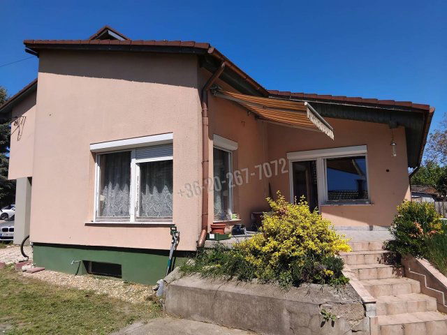 Eladó családi ház, Gyömrőn 119.99 M Ft, 4 szobás