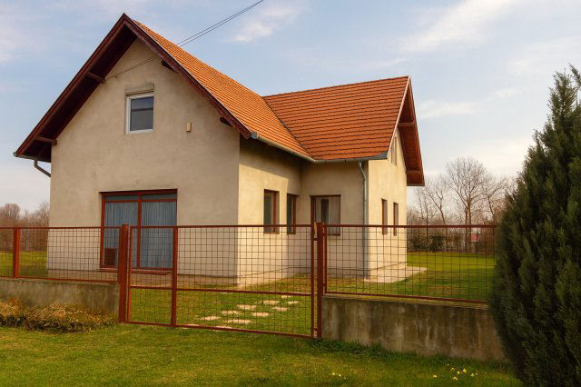 Eladó családi ház, Halásztelken 119 M Ft, 3 szobás