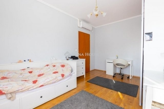 Eladó ikerház, Budapesten, XVIII. kerületben 174.9 M Ft, 4 szobás