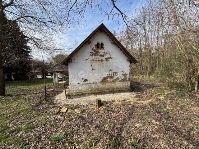 Eladó családi ház, Nemesbükön 29.9 M Ft, 2 szobás