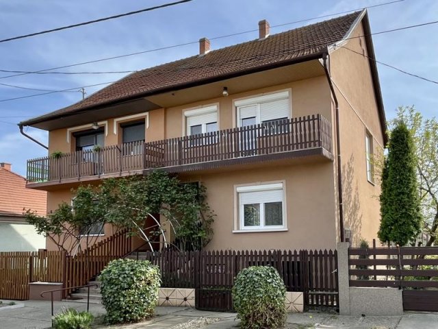 Eladó ikerház, Nagykátán 55 M Ft, 3+1 szobás