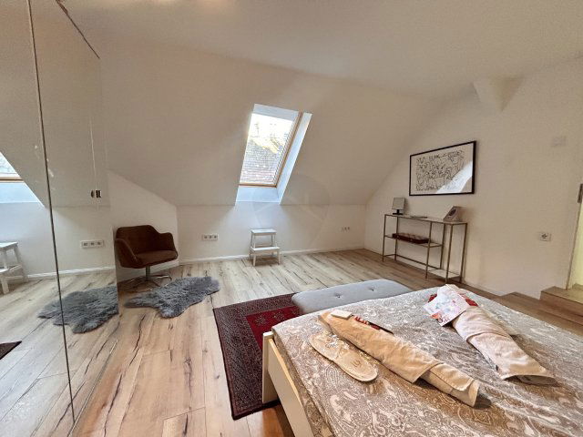 Kiadó téglalakás, albérlet, Budapesten, V. kerületben, 3 szobás