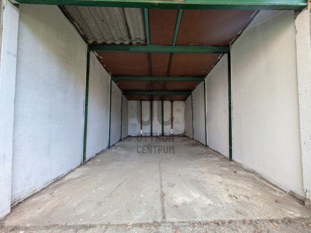 Eladó garázs, Tatán 4.9 M Ft / költözzbe.hu