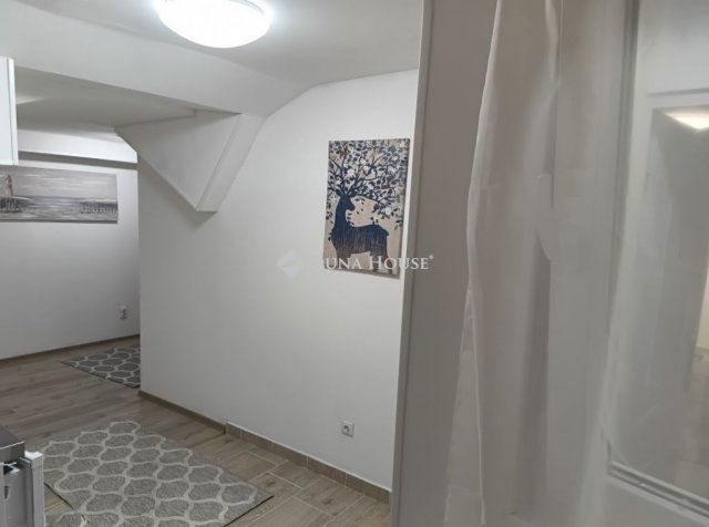 Eladó téglalakás, Budapesten, VIII. kerületben, Csobánc utcában