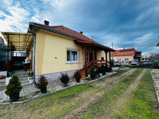 Eladó családi ház, Barcson 39.5 M Ft, 3 szobás