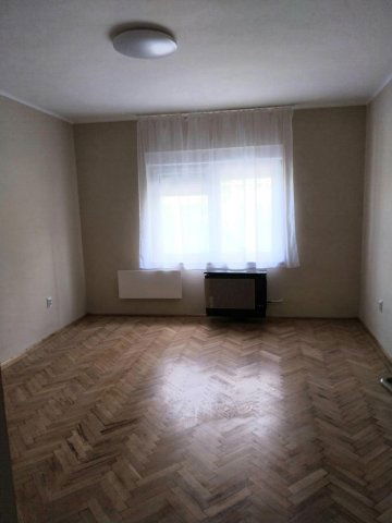 Kiadó családi ház, albérlet, Székesfehérvárott 190 E Ft / hó