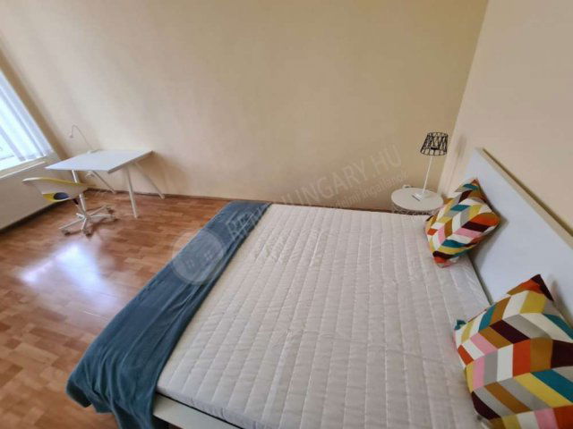 Kiadó téglalakás, albérlet, Budapesten, VI. kerületben