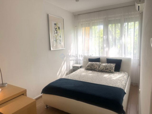 Kiadó téglalakás, albérlet, Debrecenben 240 E Ft / hó, 2 szobás