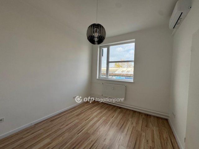 Eladó téglalakás, Budapesten, XXI. kerületben 32.9 M Ft
