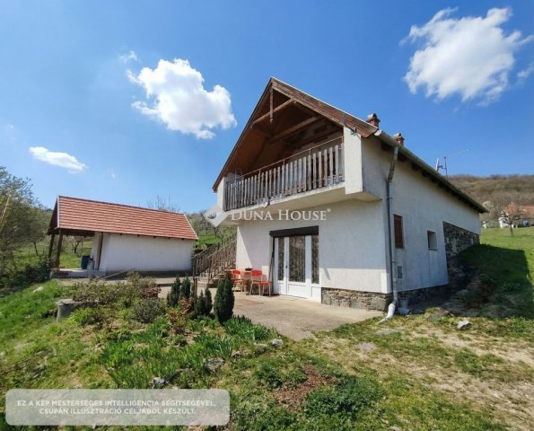 Eladó nyaraló, Lesenceistvándon 75 M Ft, 2 szobás