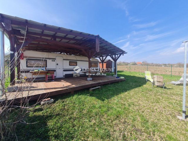 Eladó telek, Balatonkenesén 49.1 M Ft / költözzbe.hu