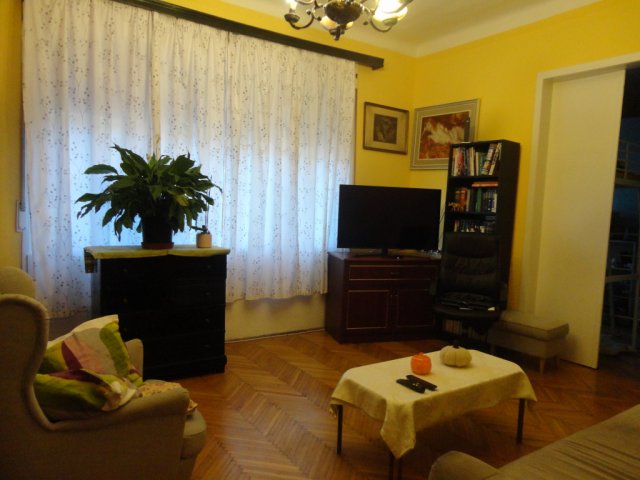 Eladó téglalakás, Budapesten, IV. kerületben, Nádor utcában