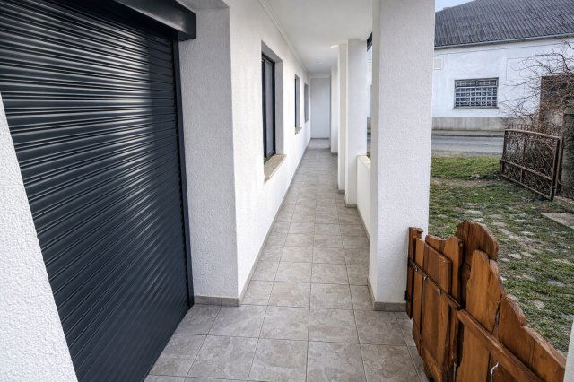 Eladó családi ház, Kárászon 31 M Ft, 3 szobás