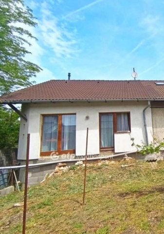 Eladó ikerház, Érden 69.9 M Ft, 3 szobás / költözzbe.hu